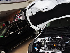 2015款 1.8L CVT 两驱豪华型 5座
