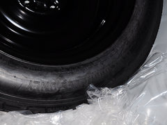2015款 1.8L CVT 两驱豪华型 5座