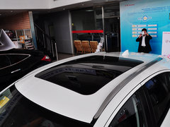 2015款 1.8L CVT 两驱豪华型 5座