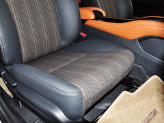 2015款 1.8L CVT 两驱豪华型 5座