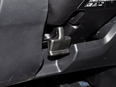 2015款 1.8L CVT 两驱豪华型 5座