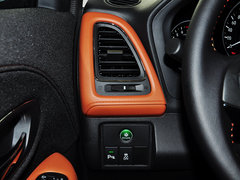 2015款 1.8L CVT 两驱豪华型 5座
