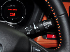 2015款 1.8L CVT 两驱豪华型 5座
