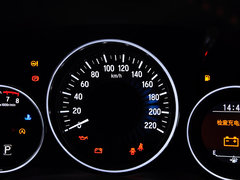 2015款 1.8L CVT 两驱豪华型 5座