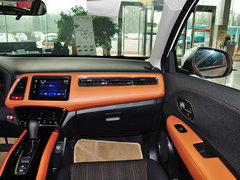 2015款 1.8L CVT 两驱豪华型 5座