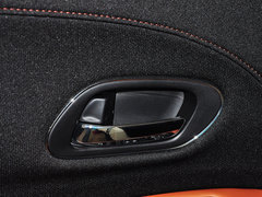 2015款 1.8L CVT 两驱豪华型 5座