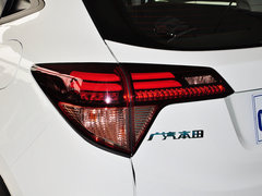 2015款 1.8L CVT 两驱豪华型 5座