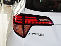 2015款 1.8L CVT 两驱豪华型 5座