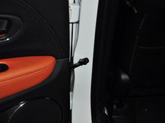 2015款 1.8L CVT 两驱豪华型 5座