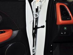 2015款 1.8L CVT 两驱豪华型 5座