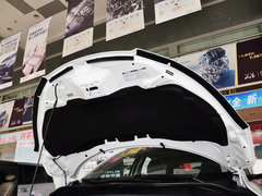 2015款 1.8L CVT 两驱豪华型 5座