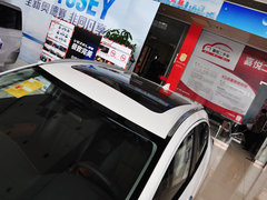 2015款 1.8L CVT 两驱豪华型 5座