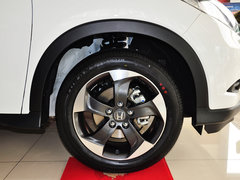 2015款 1.8L CVT 两驱豪华型 5座