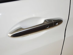 2015款 1.8L CVT 两驱豪华型 5座