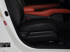 2015款 1.8L CVT 两驱豪华型 5座