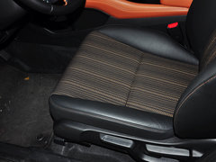 2015款 1.8L CVT 两驱豪华型 5座