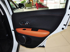 2015款 1.8L CVT 两驱豪华型 5座