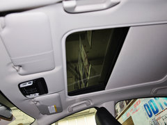 2015款 1.8L CVT 两驱豪华型 5座