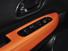 2015款 1.8L CVT 两驱豪华型 5座