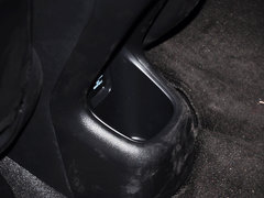 2015款 1.8L CVT 两驱豪华型 5座