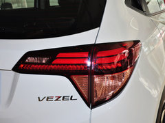 2015款 1.8L CVT 两驱豪华型 5座