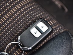 2015款 1.8L CVT 两驱豪华型 5座