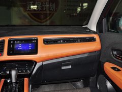 2015款 1.8L CVT 两驱豪华型 5座