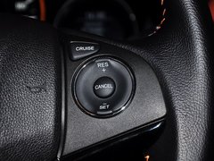 2015款 1.8L CVT 两驱豪华型 5座