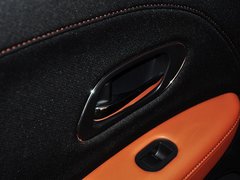2015款 1.8L CVT 两驱豪华型 5座