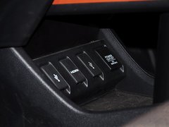 2015款 1.8L CVT 两驱豪华型 5座