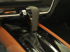 2015款 1.8L CVT 两驱豪华型 5座