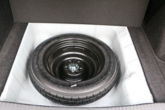 2015款 1.8L CVT 两驱豪华型 5座