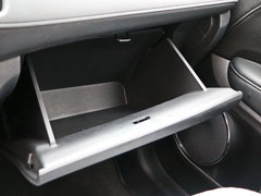 2015款 1.8L CVT 两驱豪华型 5座