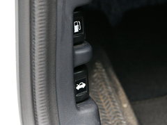 2015款 1.8L CVT 两驱豪华型 5座