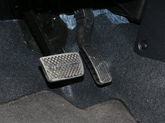 2015款 1.8L CVT 两驱豪华型 5座