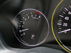 2015款 1.8L CVT 两驱豪华型 5座