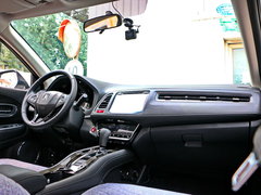 2015款 1.8L CVT 两驱豪华型 5座