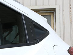 2015款 1.8L CVT 两驱豪华型 5座
