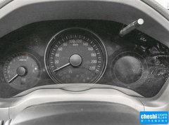 2015款 1.8L CVT 两驱精英型 5座