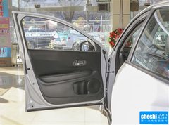 2015款 1.8L CVT 两驱精英型 5座