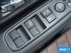 2015款 1.8L CVT 两驱精英型 5座