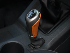 2014款 2.4L 手动 拓疆版 4座