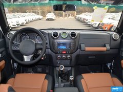2014款 2.4L 手动 拓疆版 4座