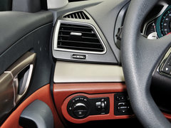 2014款 1.8T 自动 豪华型