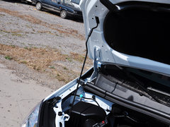 2015款 1.4T 手動 兩驅(qū)都市進取型 5座