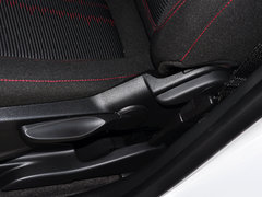 2015款 1.4T 自动 两驱都市精英型 5座