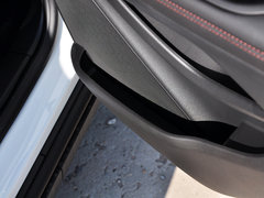 2015款 1.4T 自动 两驱都市领先型 5座