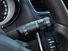 2015款 1.4T 自动 两驱都市领先型 5座