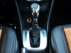 2015款 1.4T 自动 两驱都市领先型 5座