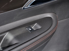 2015款 1.4T 自动 两驱都市领先型 5座